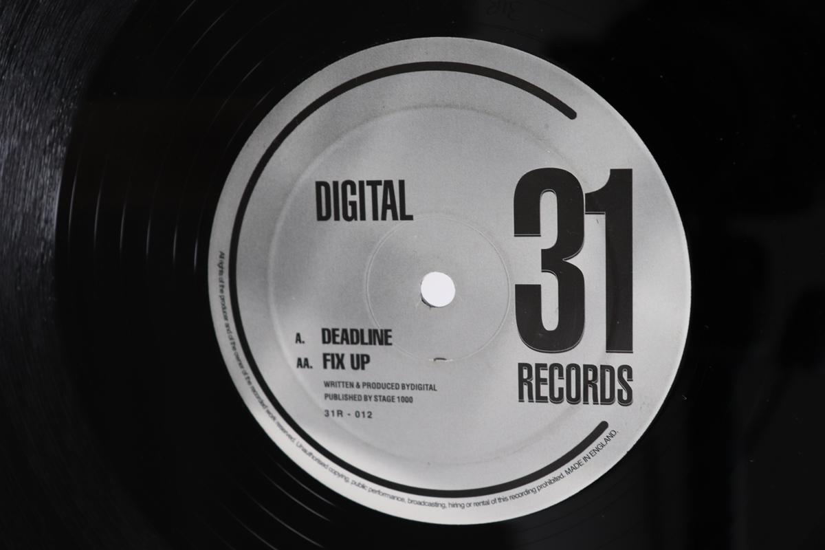 

12inch Record DIGITAL - Deadline / Fix Up 31R012 31 Records 2000 UK Dance & Electronica Used