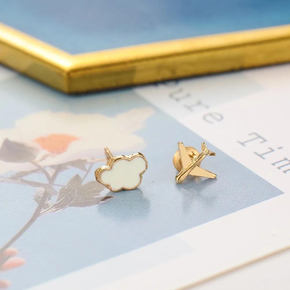 Fashion Cute Cloud Airplane Small Earrings for Women Ear Stud Girls Creative Sweet Dripping White Earrings Jewelry Accessories