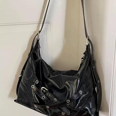 Motorcycle Oil Wax Punk-style Single-shoulder Tote Bag, Large-capacity Commuter Crossbody Bag
