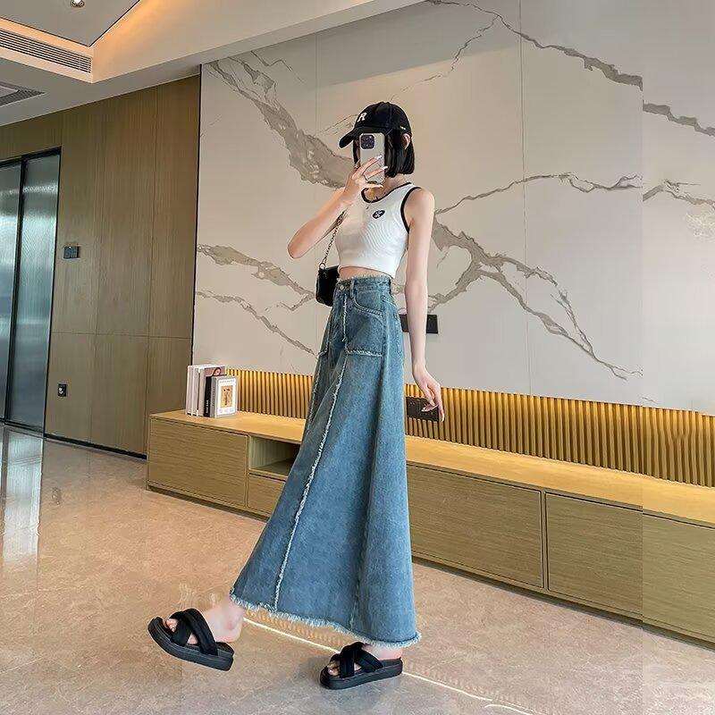 

Юбка миди из выбеленного денима большого размера в гонконгском стиле: Пэчворк с необработанными краями, А-силуэт, утягивающий живот, облегающий бедра дизайн для женщин Medium синий