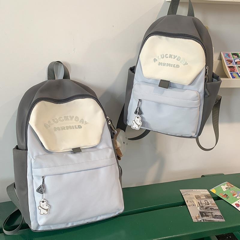 Женский рюкзак большой вместимости с цветными блоками для путешествий — фото 13