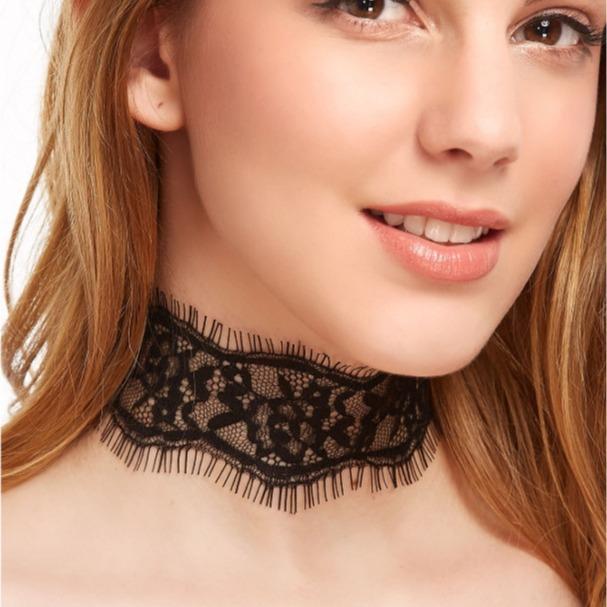 Lace Tassel Choker, Hollow Literary Short Neck Collar, 31–40cm Adjustable