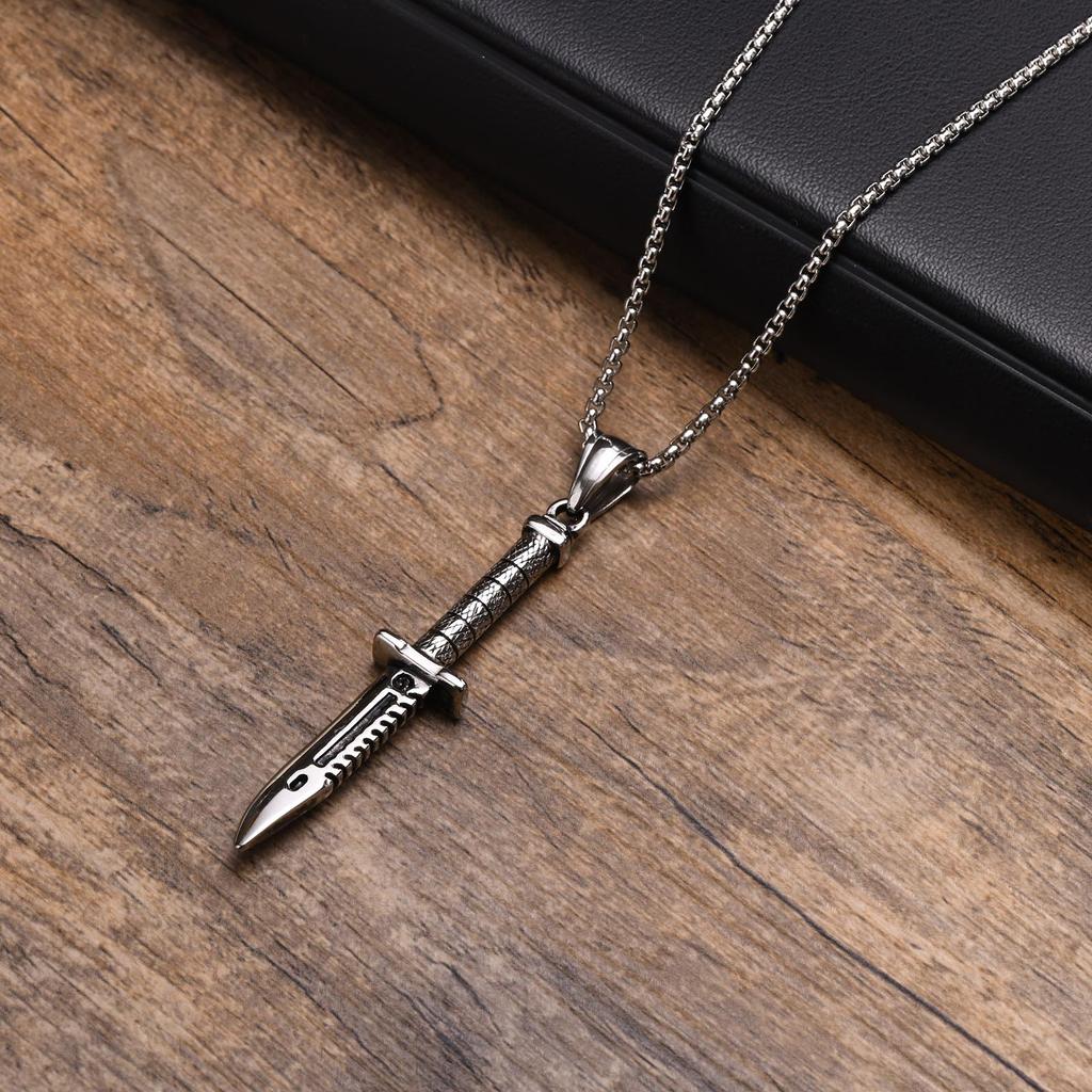 Vnox Cool Punk Necklaces for Men,Hip Hop Stainless Steel Stiletto Pendant Male Collar Gift Jewelry