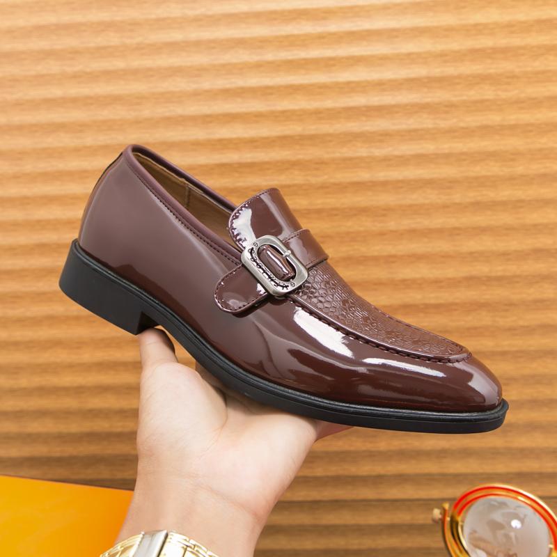 2024 Fashion Buckle Brown Dress Shoes for Men Wedding Shoes Pointed Toe Shiny Rhinestones Luxury Shoes Men Urban Shoes Footwear