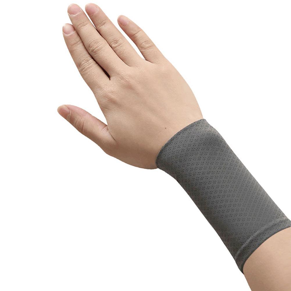 

Elastic Wrist Brace Ice Silk Compression Wrist Sleeve for Men Women (Gray 12cm)