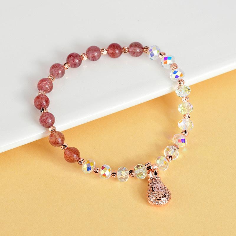 

Natural crystal strawberry crystal sweet fashion bracelet Bangles Women Fashion Jewelry accessories Gift