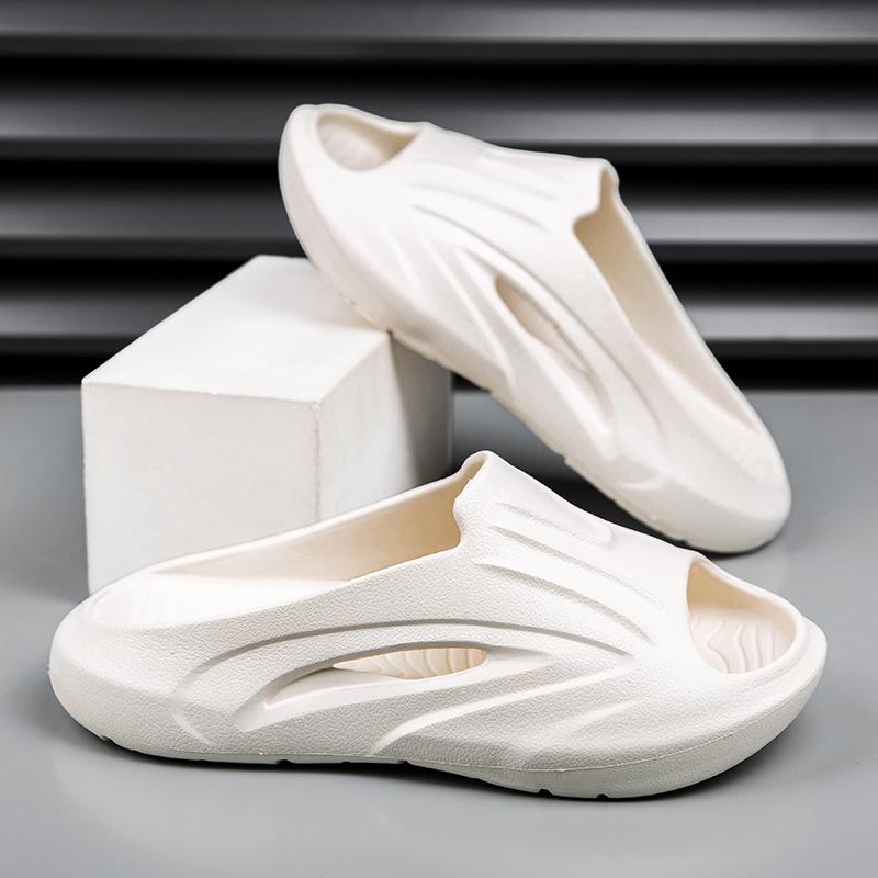 Fashion House Slippers Thick Bottom Men's Slippers Soft and Comfortable Shoes for Men Non-Slip Shoes Non-Slip Indoor and Outdoor New