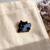 Kitten Hugging Fish Pin Holding Cartoon Cat Brooch, Enamel Alloy Badge Pin, Animal Lapel Pins Clothing Accessories for Backpacks Hats Scarves Jackets