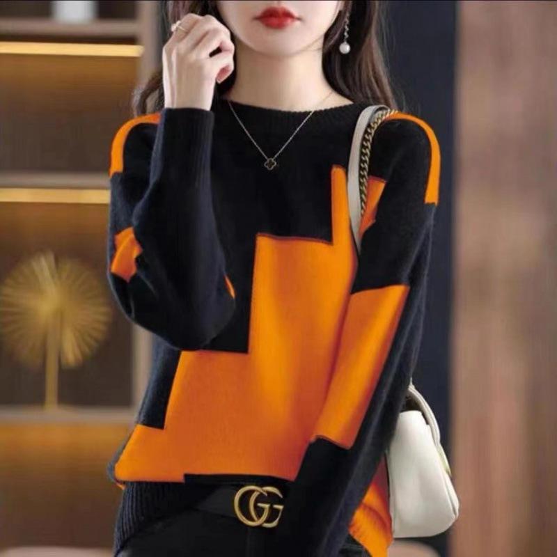 Enlarged and Thickened Color Matching, Loose and Soft Waxy Interior with Retro Knitted Sweater, Women's New Spring and Autumn Sweater