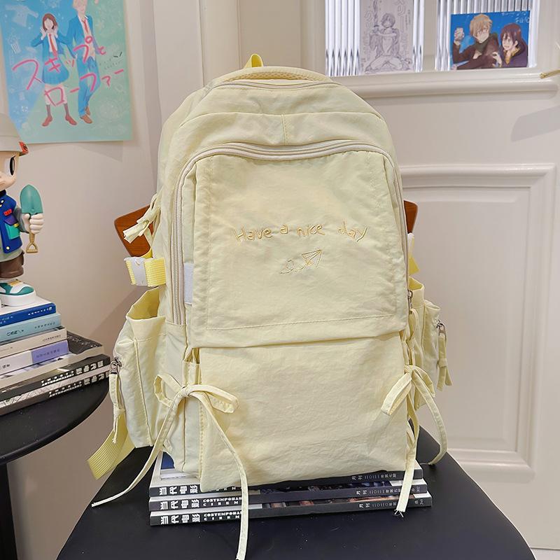 Urocza Mała Świeża Letnia Nowa Haftowana Lekka Duża pojemność Torba Studencka Torba na Komputer Plecak Podróżny Plecak.