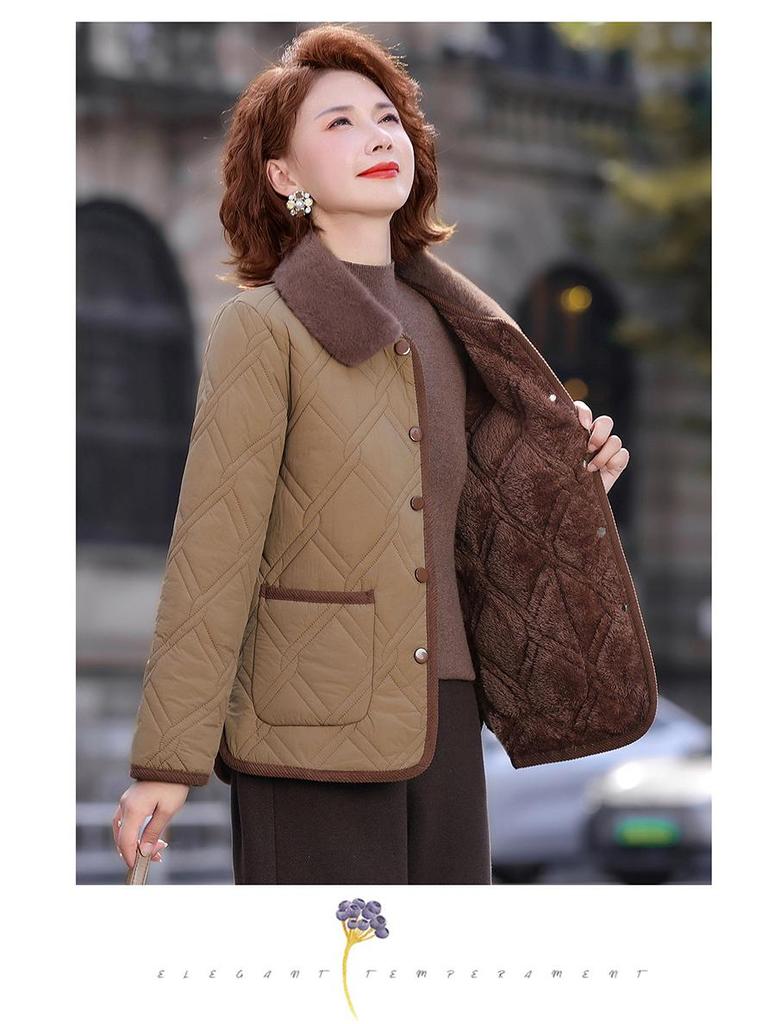 Stylish Women's Cotton Jacket: Short, Warm Winter Outerwear for Women Aged 40-50