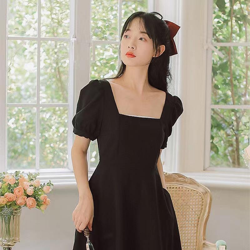 Hepburn Style Little Black Dress Women's Summer New French Retro Square Collar Medium and Long Black Bubble Sleeve Dress