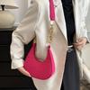 Sophisticated Shoulder Bag Felt Handbag Crossbody Bag with Chain Strap for Women