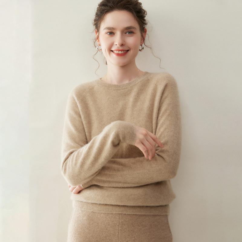 Women's 100% Pure Cashmere Round Neck Seamless Knit Sweater with Raglan Sleeves