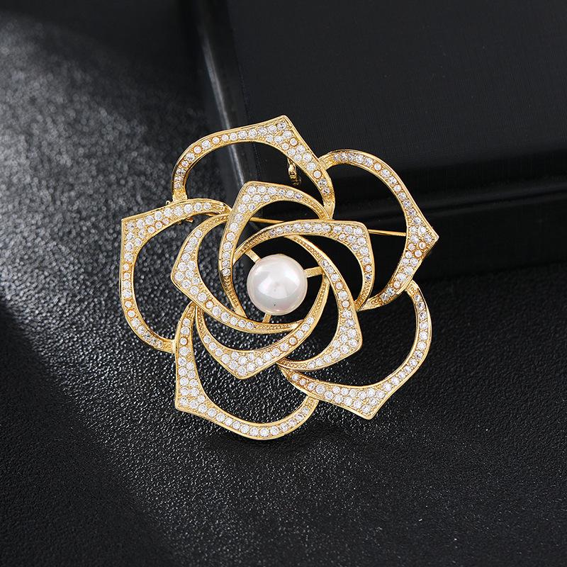 Retro camellia pearl brooch trendy light luxury high-end femininity elegant pin exquisite suit corsage accessories