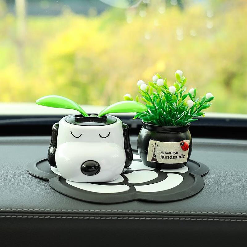 Fumede Car Dashboard Decoration Set