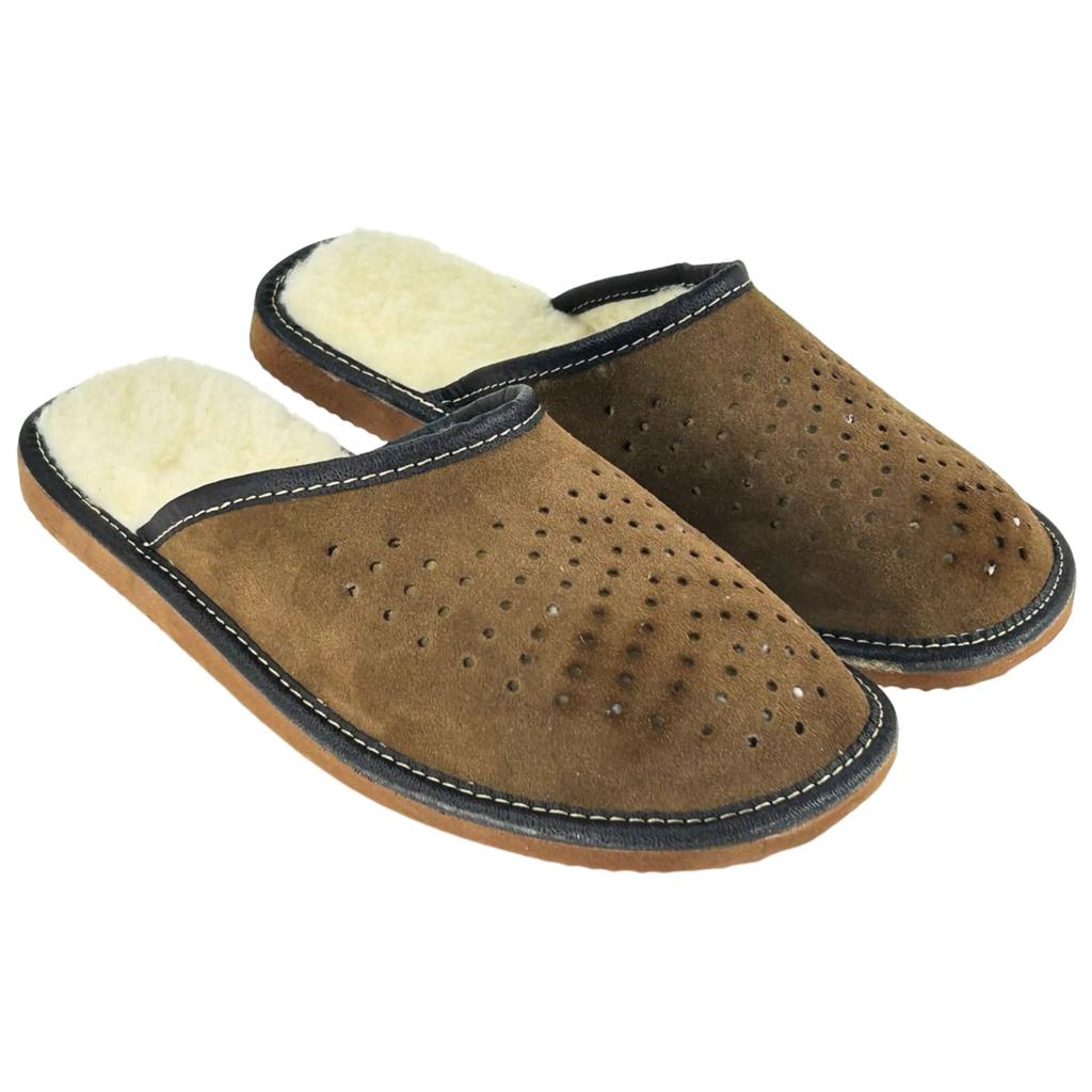 Brown men's insulated slippers. Comfortable men's house slippers 42