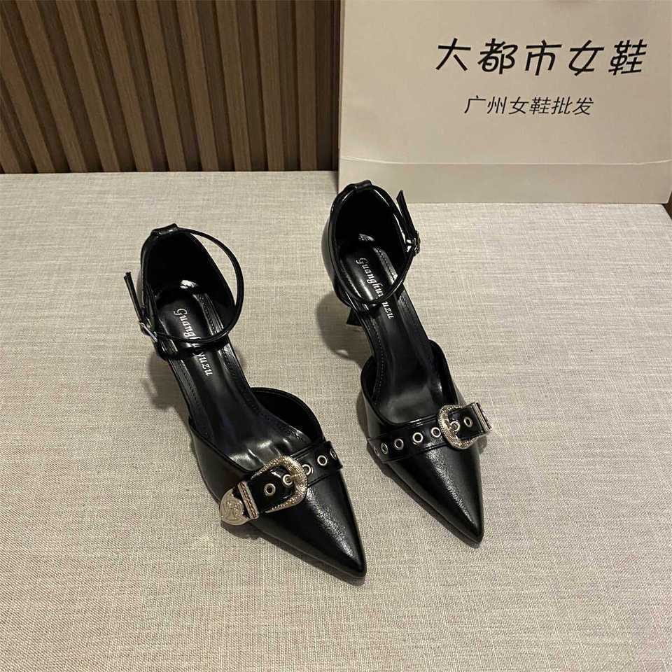 

Temperament Celebrity Bag Head Sandals с тонким каблуком Элегантные модные туфли с острым носком 40 чёрный