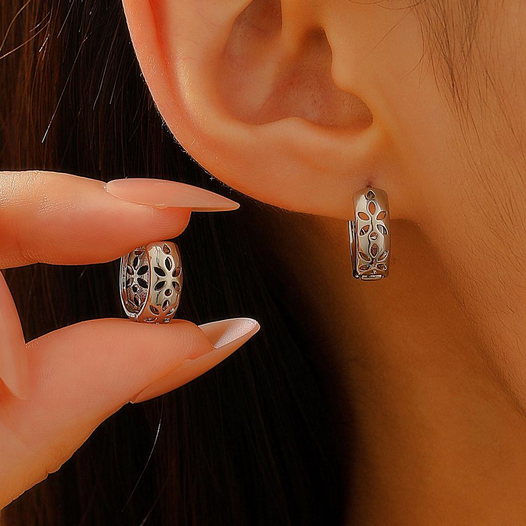 Fashion versatile plain circle new ins style irregular hollow printing design personalized trend earrings ear buckle