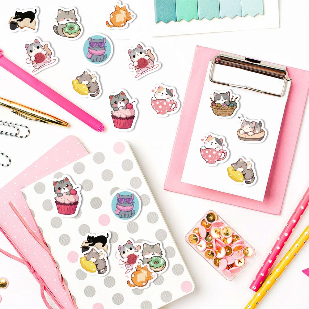 500PCS Creative Cartoon Cat Small Pattern Graffiti Decoration Roll Stickers Laptop Envelope Sealing Stickers Waterproof Stickers
