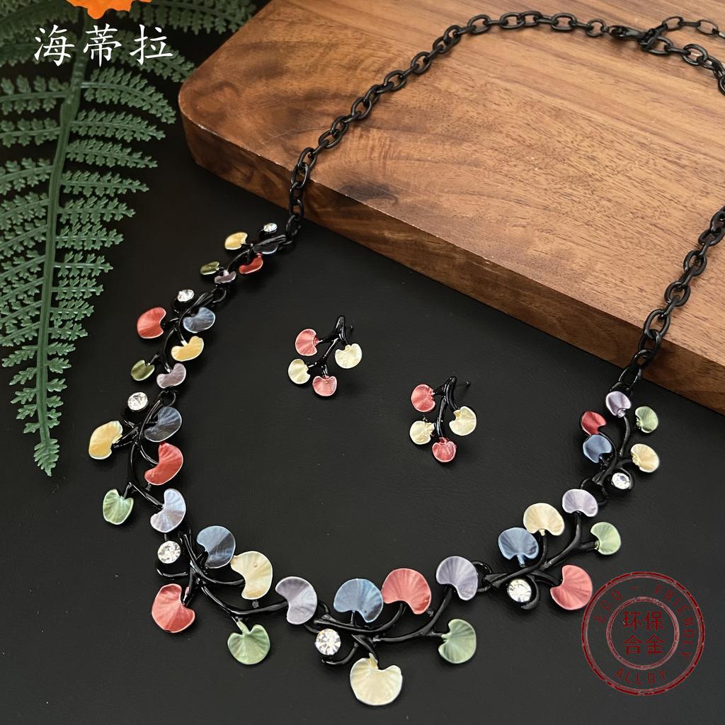 New color painting oil small flower blackened necklace earrings set personalized high-end women's banquet set
