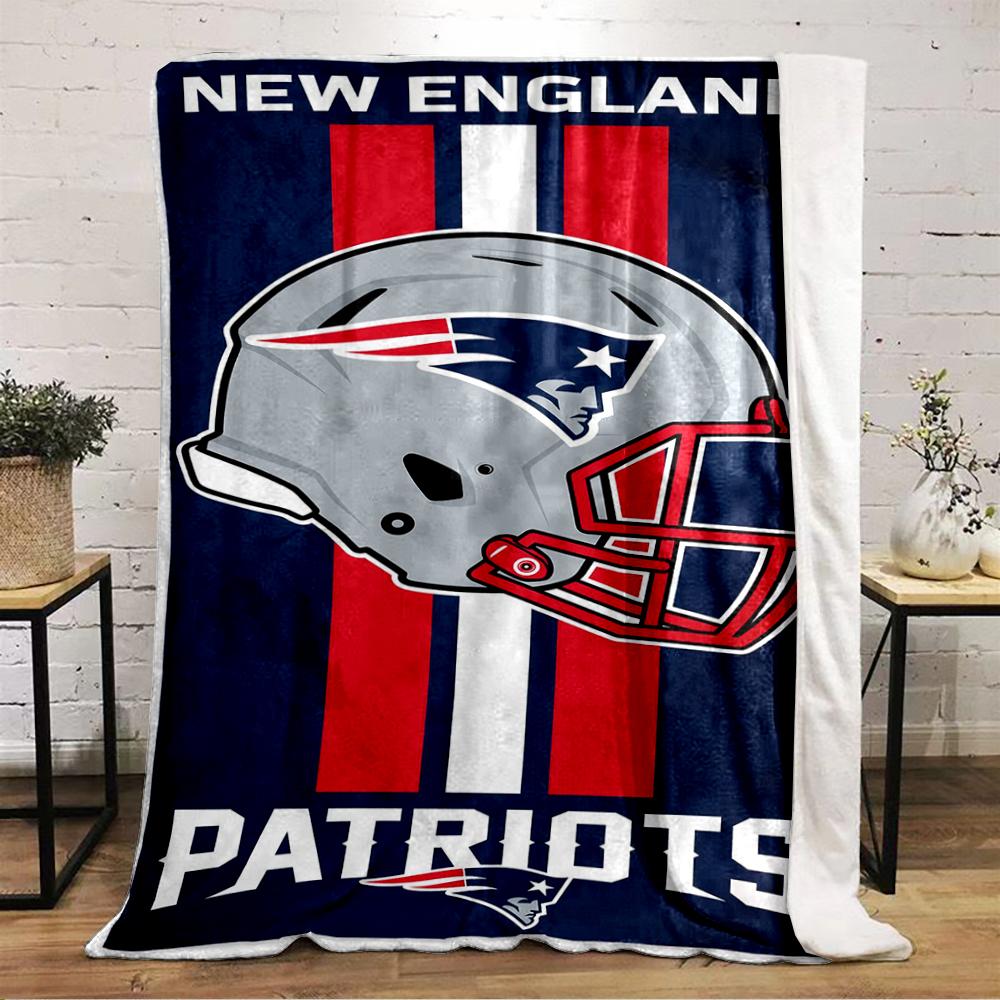 New England Patriots Helmet Design Warm Blanket Flannel Blanket for Bedroom, Living Room, Sofa, and Nap