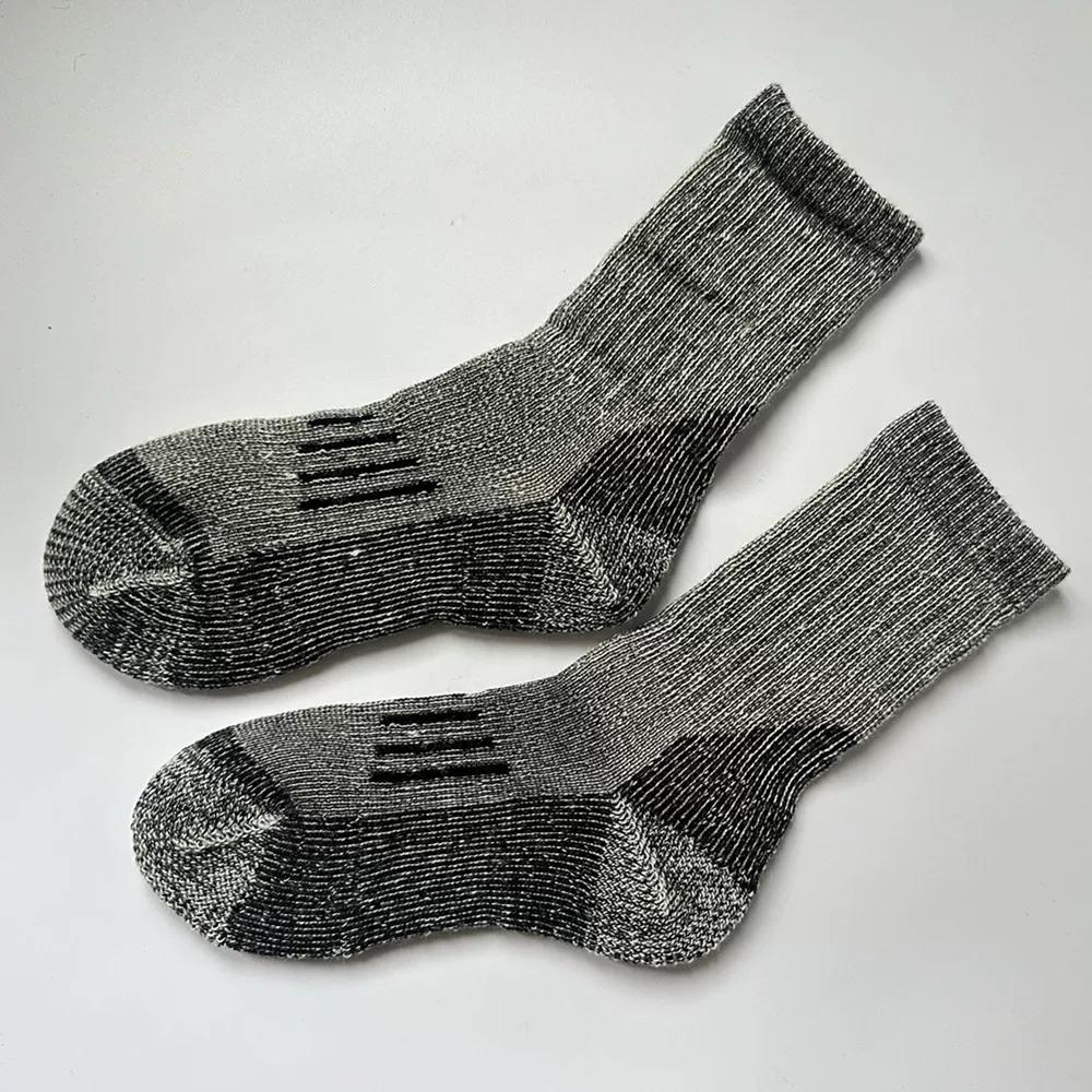 80% Mernu Wool Fall and Winter Heattech Men's and Women's Long Tube Extra Thick Fluffy Loop Sweat Socks Outdoor Snow Cold Socks
