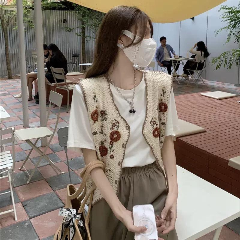 Crochet Hollowed-out Vest Women's Spring and Summer French Niche Floral Embroidered Sleeveless Knitted Cardigan Small Coat