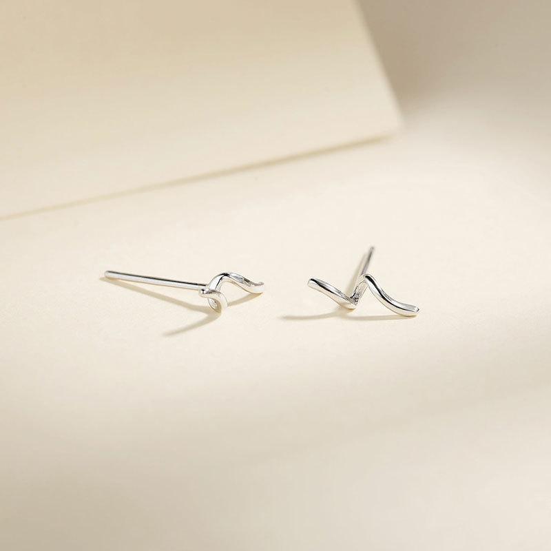 Wave Small Earrings and Ear Piercings and Niche Temperament Earring Lines Earrings Simple Design