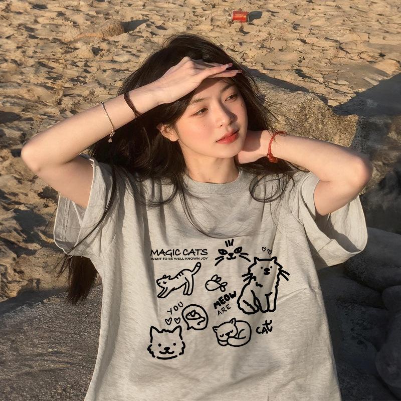 Fat mm summer loose t-shirt women's gray thin large size catty short sleeve niche front shoulder crew neck top design sense