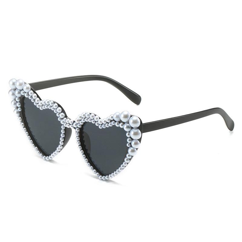 Fashion Large Frame Simulation Pearl Sunglasses Heart Shape Personality Casual Sunglasses
