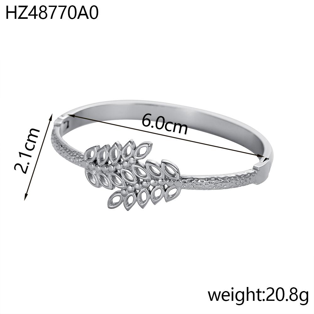 CARLIDANA Fashion Stainless Steel Jewelry 18k Gold Plated Luxury Hollow Bracelet Leaf Shape Open Cuff Bangle for Women Girls