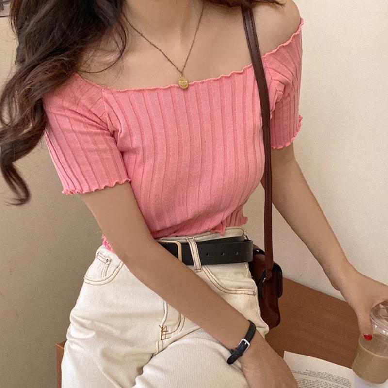 

Летний короткий рукав трикотажный свитер футболка женская 2025 новая мода тонкие укороченные топы облегающие сексуальные повседневные короткие футболки с открытыми плечами рюшированная одежда One Size розовый