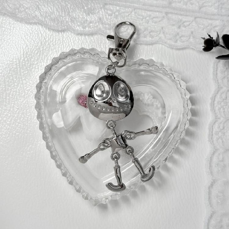 Portable Robot Shaped Keychain Craft Of Sturdy Alloy For Long Time Use