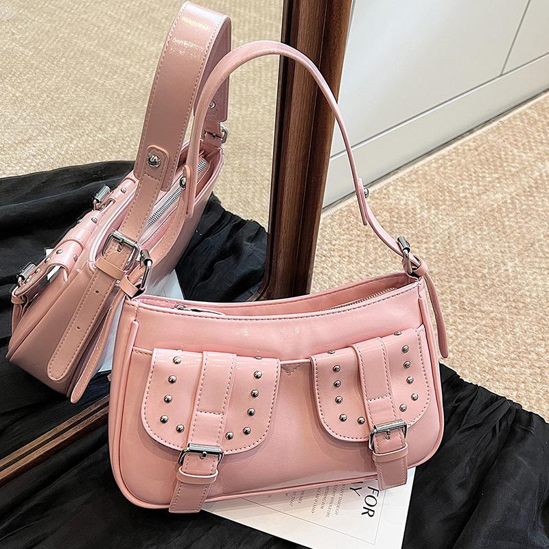 New niche high-end locomotive Spice girl style underarm bag versatile commuter cool shoulder messenger women's bag