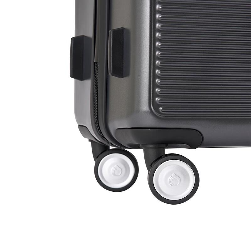 Diplomat HM-61252-1 Hardside Spinner Carry-On Luggage