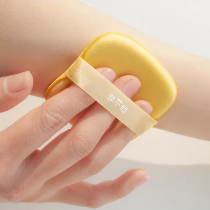 GUOXIAONIU 6PCS Butter puff air cushion biscuit becomes bigger when encountering water, super soft liquid foundation makeup tool