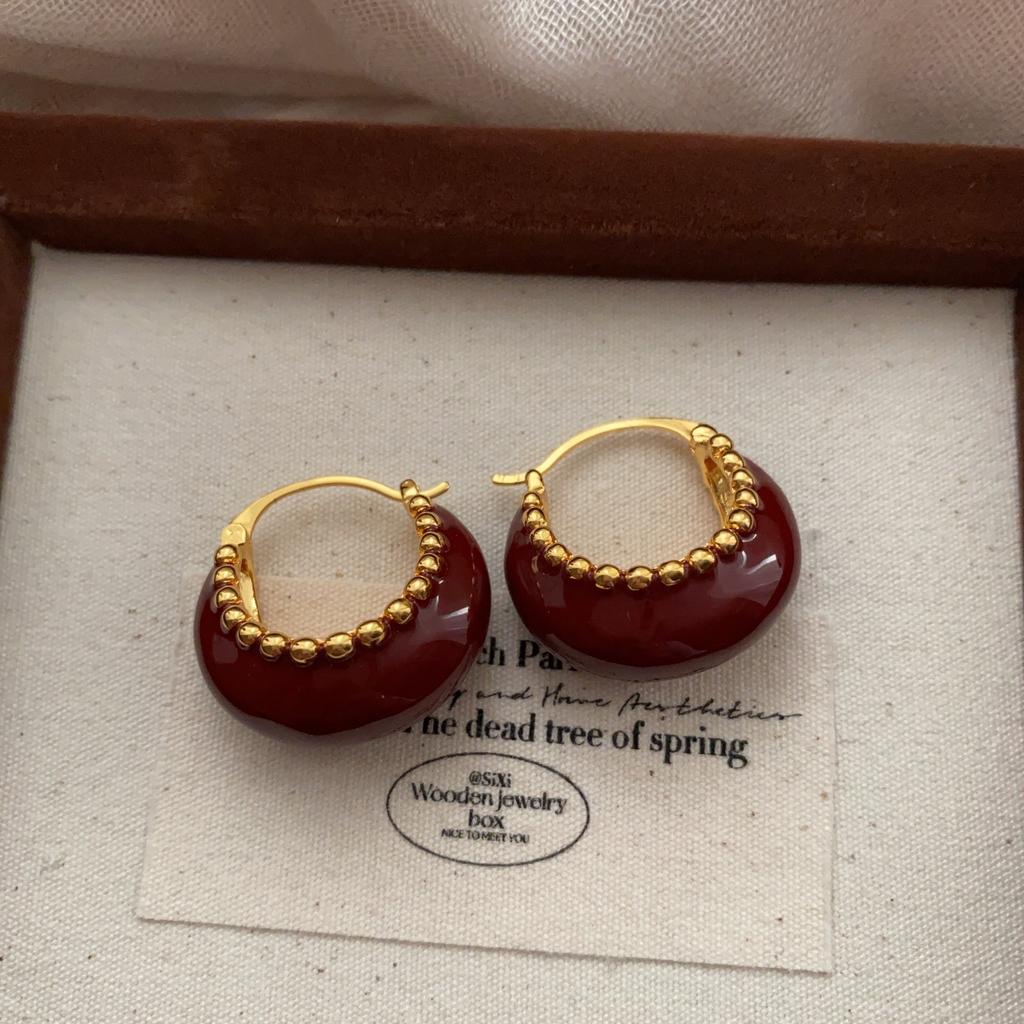 Retro Bead Edge Burgundy Earrings Ear Buckle Niche Design Celebrity Autumn And Winter Simple Fresh Temperament Muse Earrings