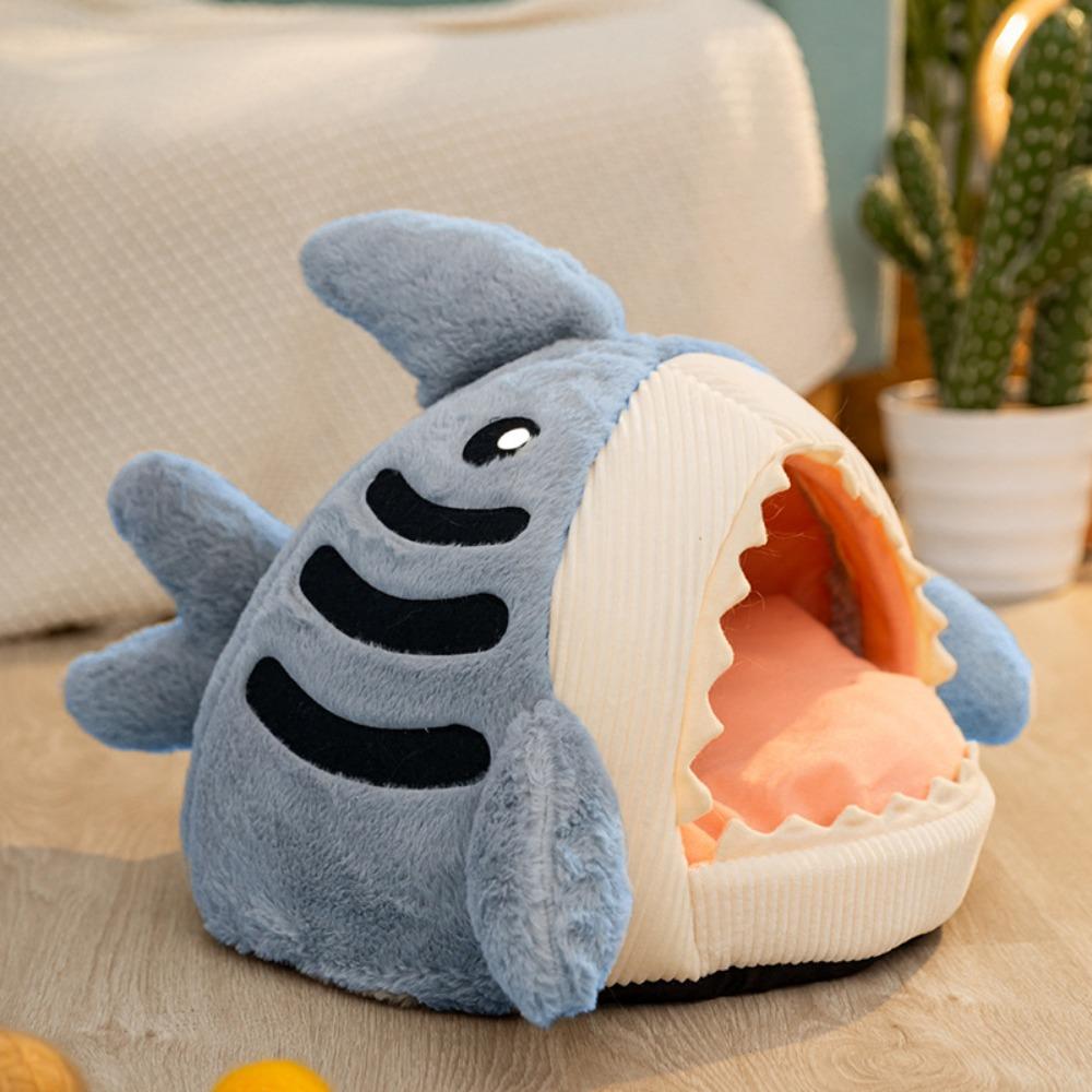 Soft Winter Shark Shape Washable Comfortable Cartoon Cat Cushion Cat Cave Cat Bed Dog Kennel