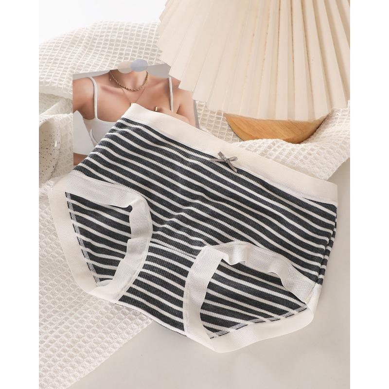 Minimally Clean New Style Striped Panties with No Trace and Antibacterial Triangle Women’s Panties