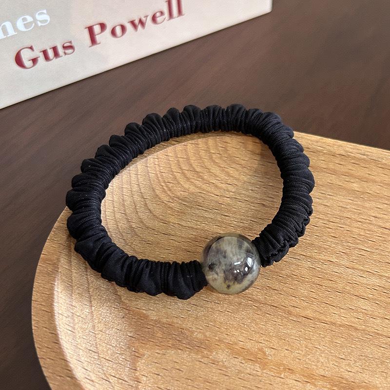 Elastyczna gumka do włosów z perłami i nadrukiem pantery - Wytrzymały i stylowy uchwyt do kucyka