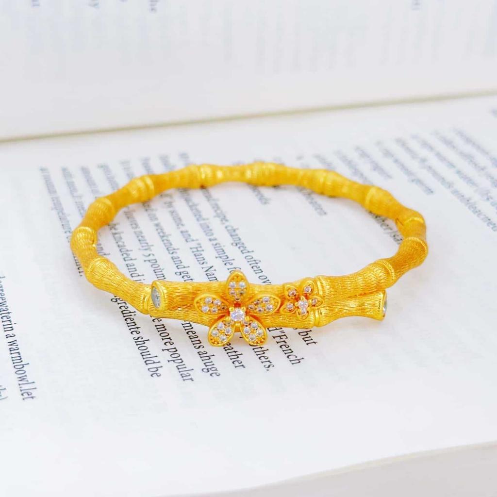 The new Chinese-style bamboo flower bracelet means that the national style is gentle and durable, and the atmosphere of daily wear is full