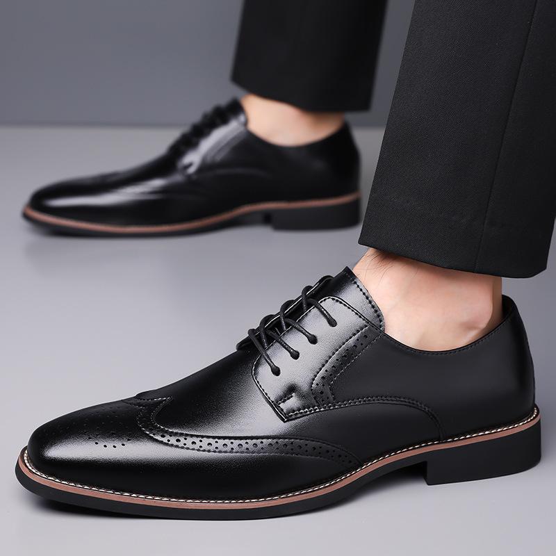 Carved Casual Business Dress Derby Shoes for Men Big Size Solid Color Brogue Shoes Male 2025 Spring New British Leather Shoe Man