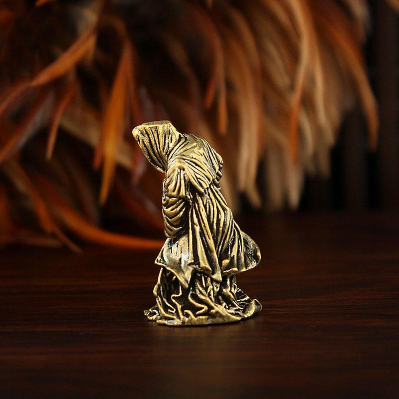 Statua Santa Muerte in Ottone, Statuetta del Mietitore in Piedi con Falce, Decorazione per Altare Religioso, Ornamento Gotico per la Casa di Halloween