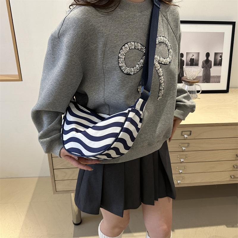 Four Seasons Contrast Color Stripe Fashion Printed Flower Large Capacity Crossbody One Shoulder Underarm Dumpling Women's Bag