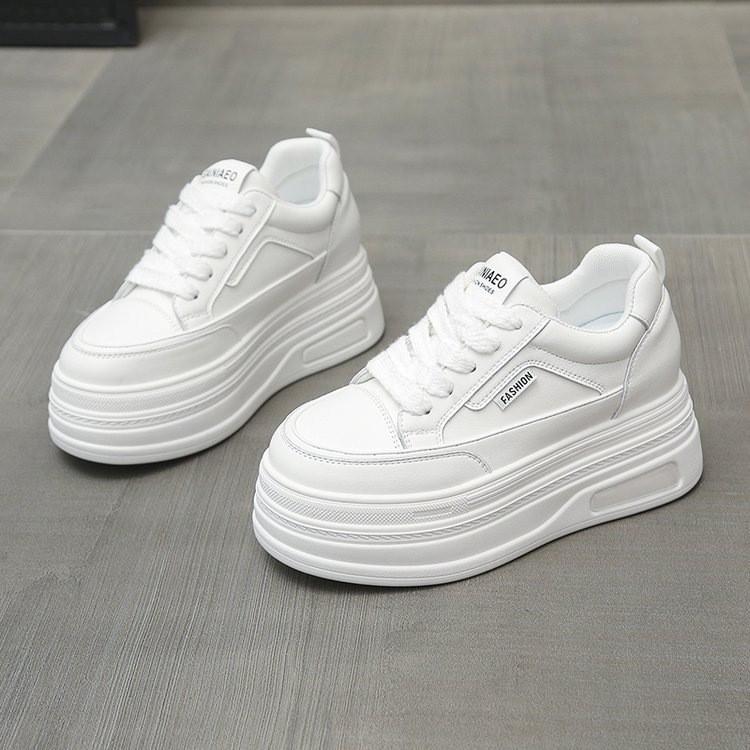 Autumn White Platform Shoes With Flexible Rubber Outsole For Daily Comfort And Style