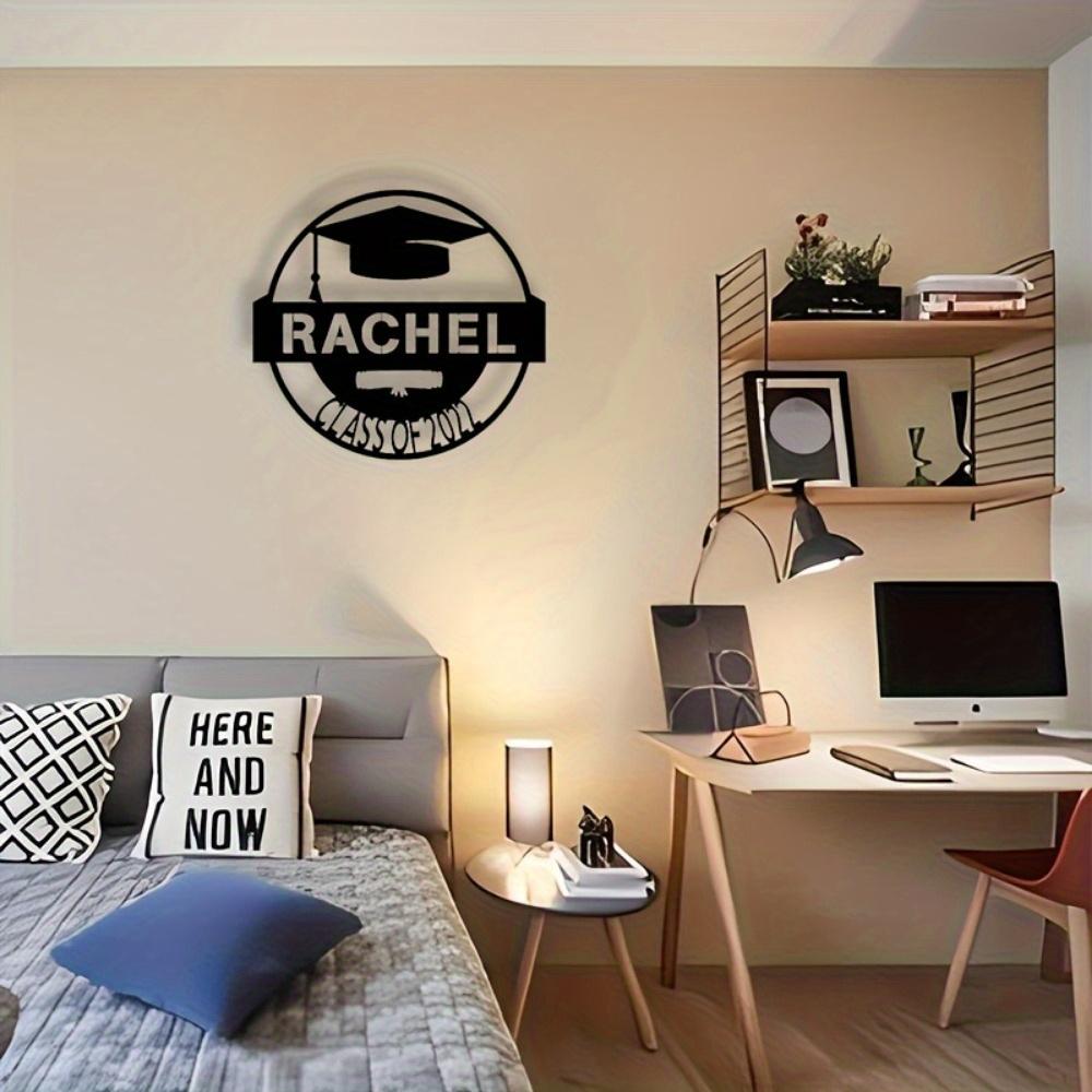 Retro Metal Wall Art Sign Personalized Home Decor Vintage Tin Poster Class of 2022 Graduation Gift Unique Yard Workshop Bedroom Decoration