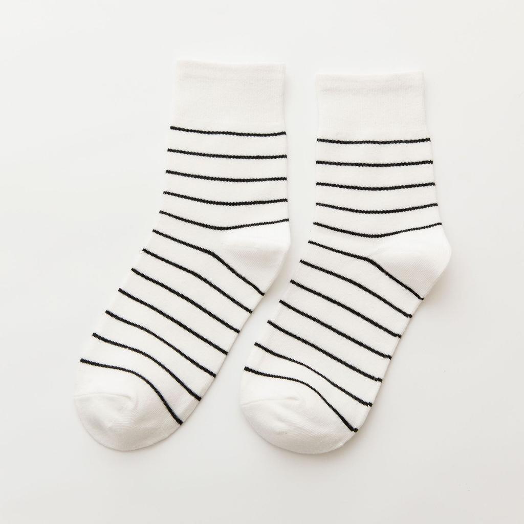 Female Autumn and Winter New Products All Kinds of Striped College Wind Tube Pile Socks