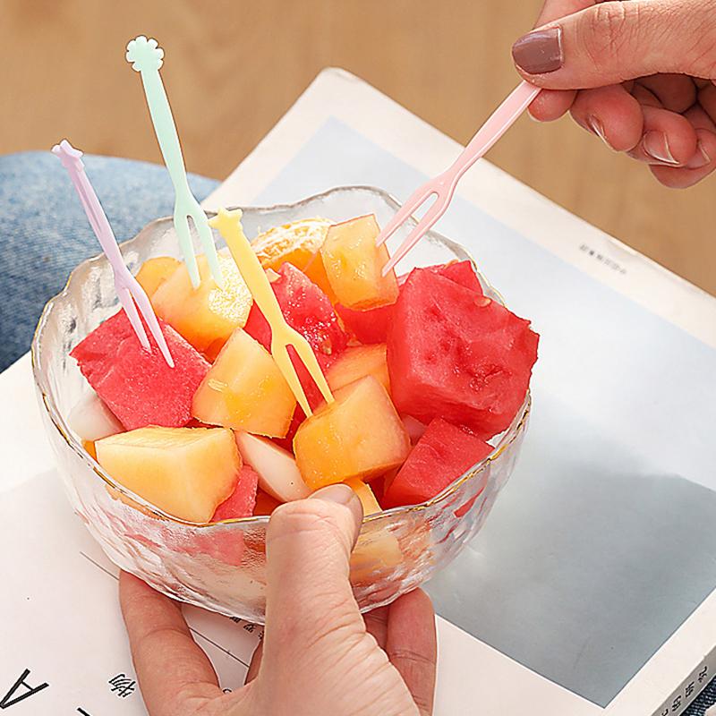 50Pcs/Set Fruit Fork Candy Color Mini Fruit Picks Plastic Snack Dessert Forks