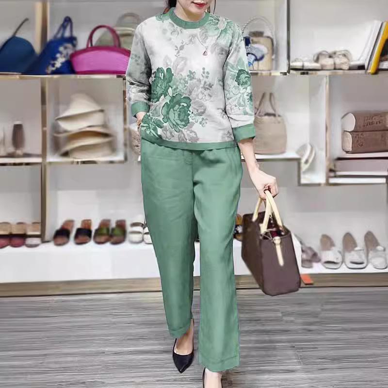 Southeast Asia Spring/Summer 2023 Women's Two-Piece Set: Loose, Fashionable, Large Size with Positioning Print